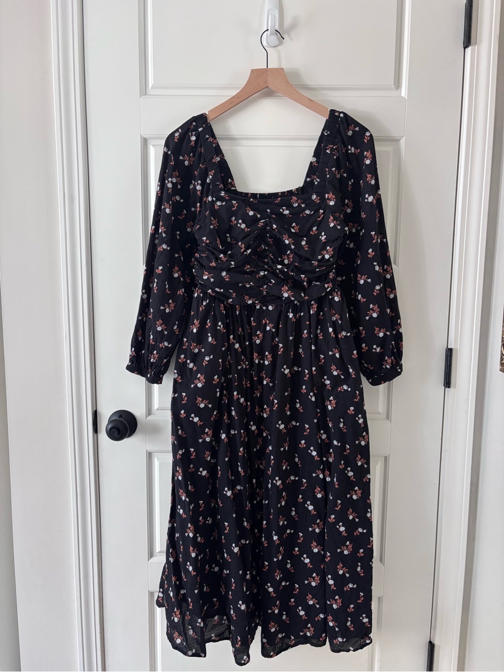 Madewell Black Floral Square-Neck Long-Sleeve Midi Dress